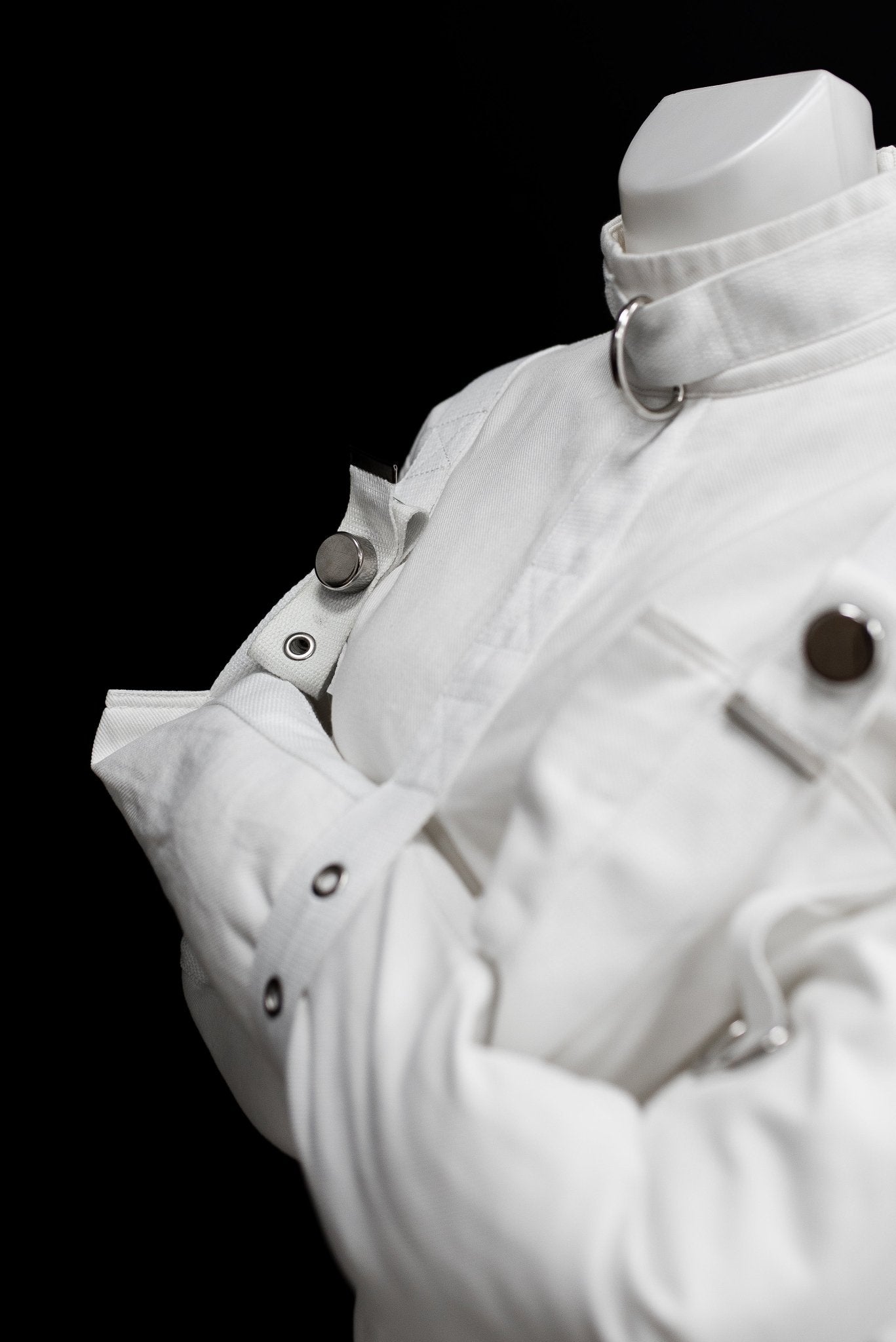 Cotton Straitjacket with Segufix Style Locks & Key. White - Elinlatex