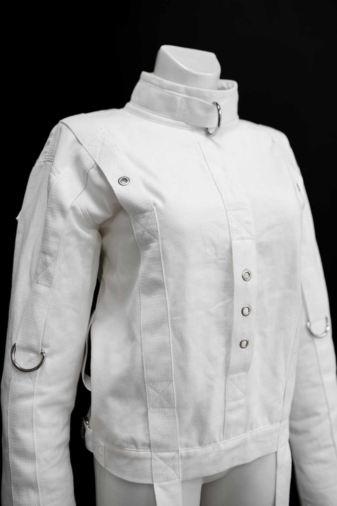 Cotton Straitjacket with Segufix Style Locks & Key. White - Elinlatex