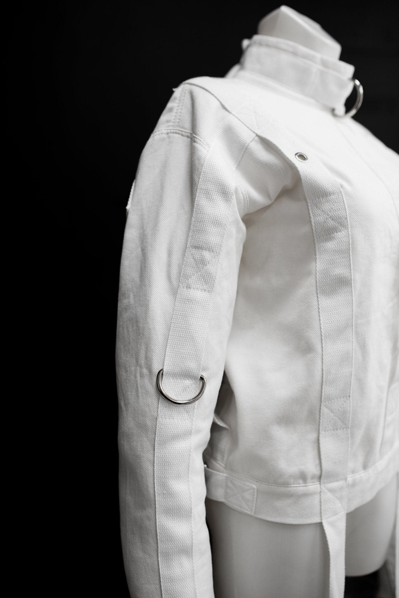 Cotton Straitjacket with Segufix Style Locks & Key. White - Elinlatex