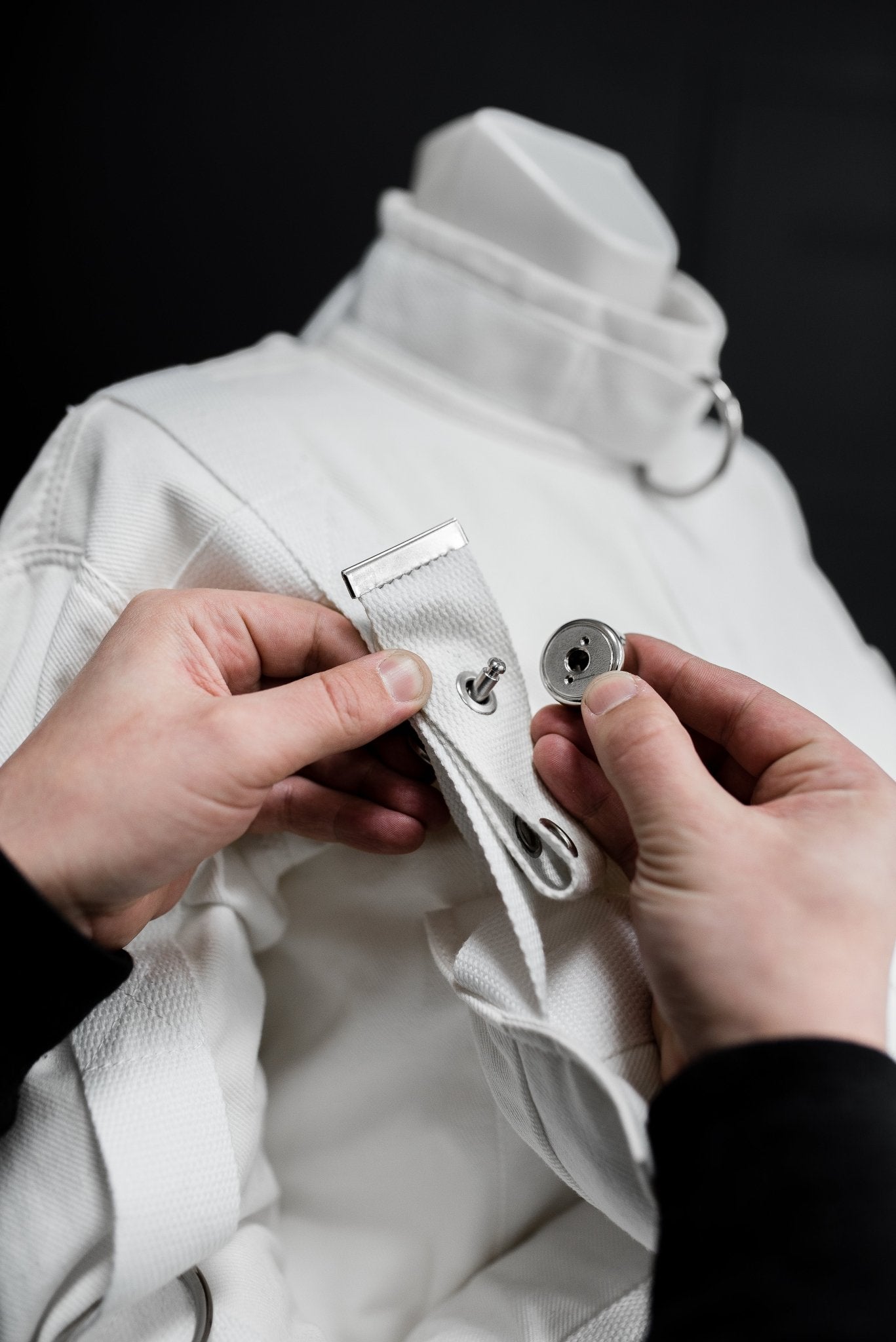 Cotton Straitjacket with Segufix Style Locks & Key. White - Elinlatex