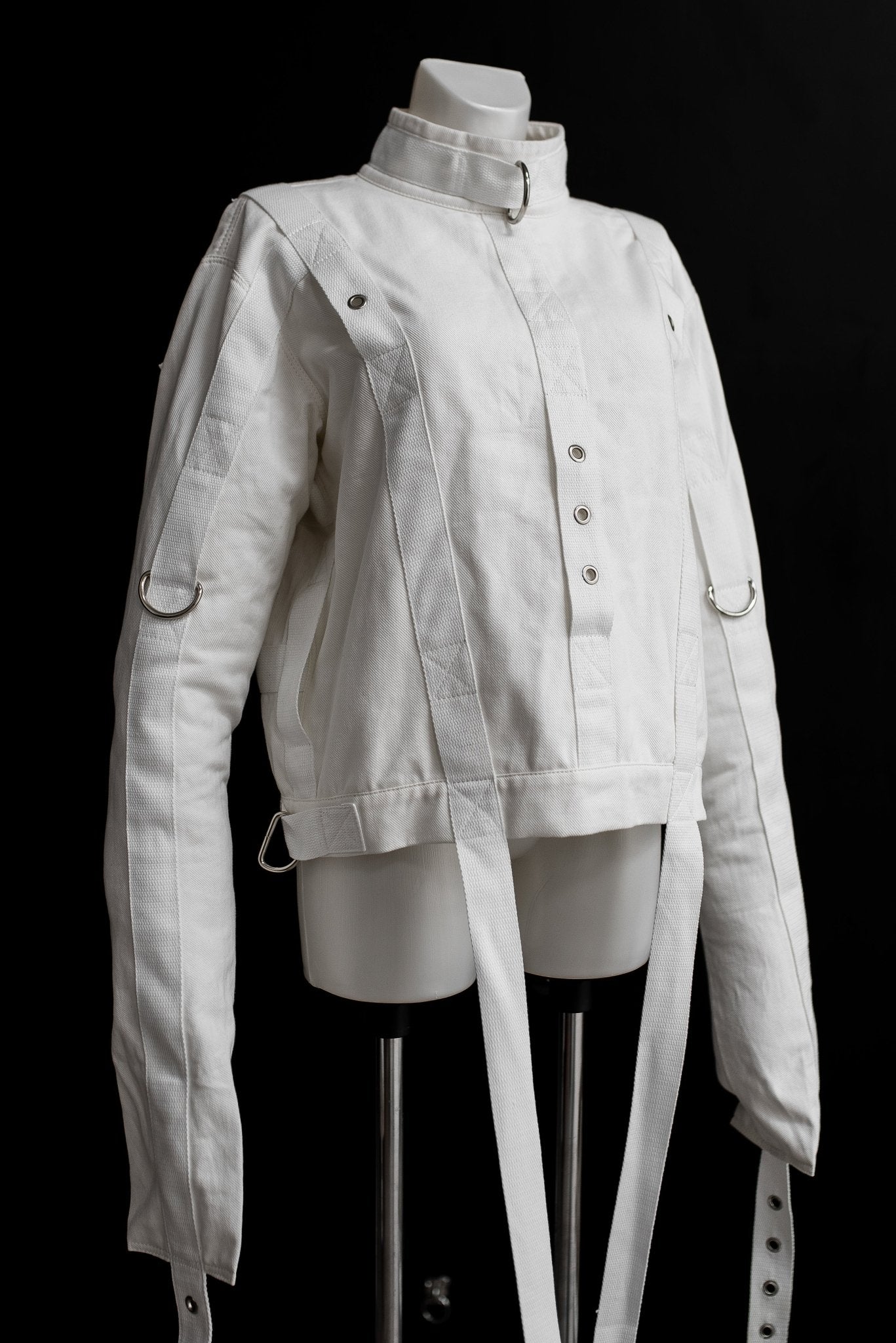 Cotton Straitjacket with Segufix Style Locks & Key. White - Elinlatex