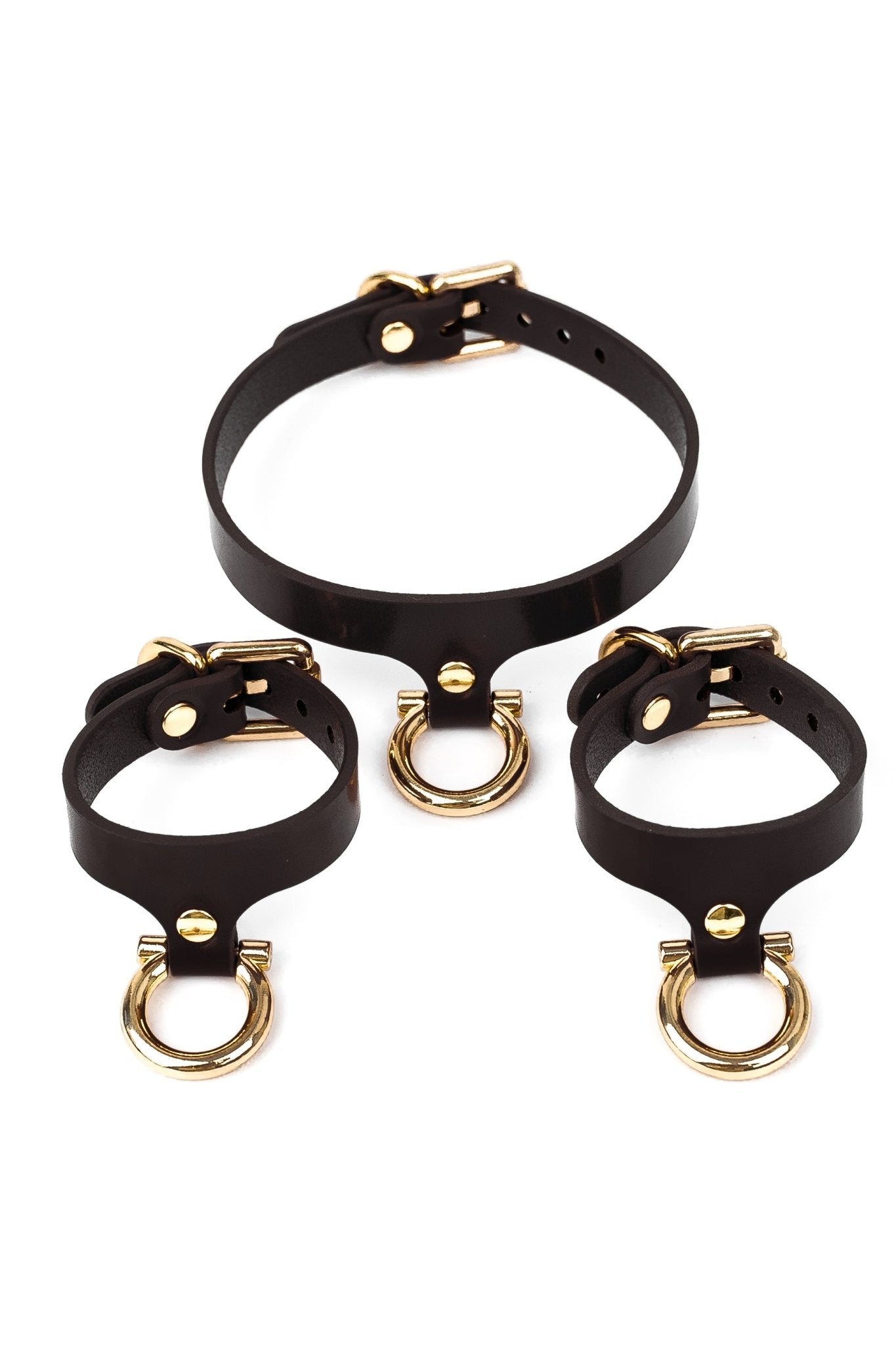 Set “Horseshoe” Cuffs And Collar - Elinlatex
