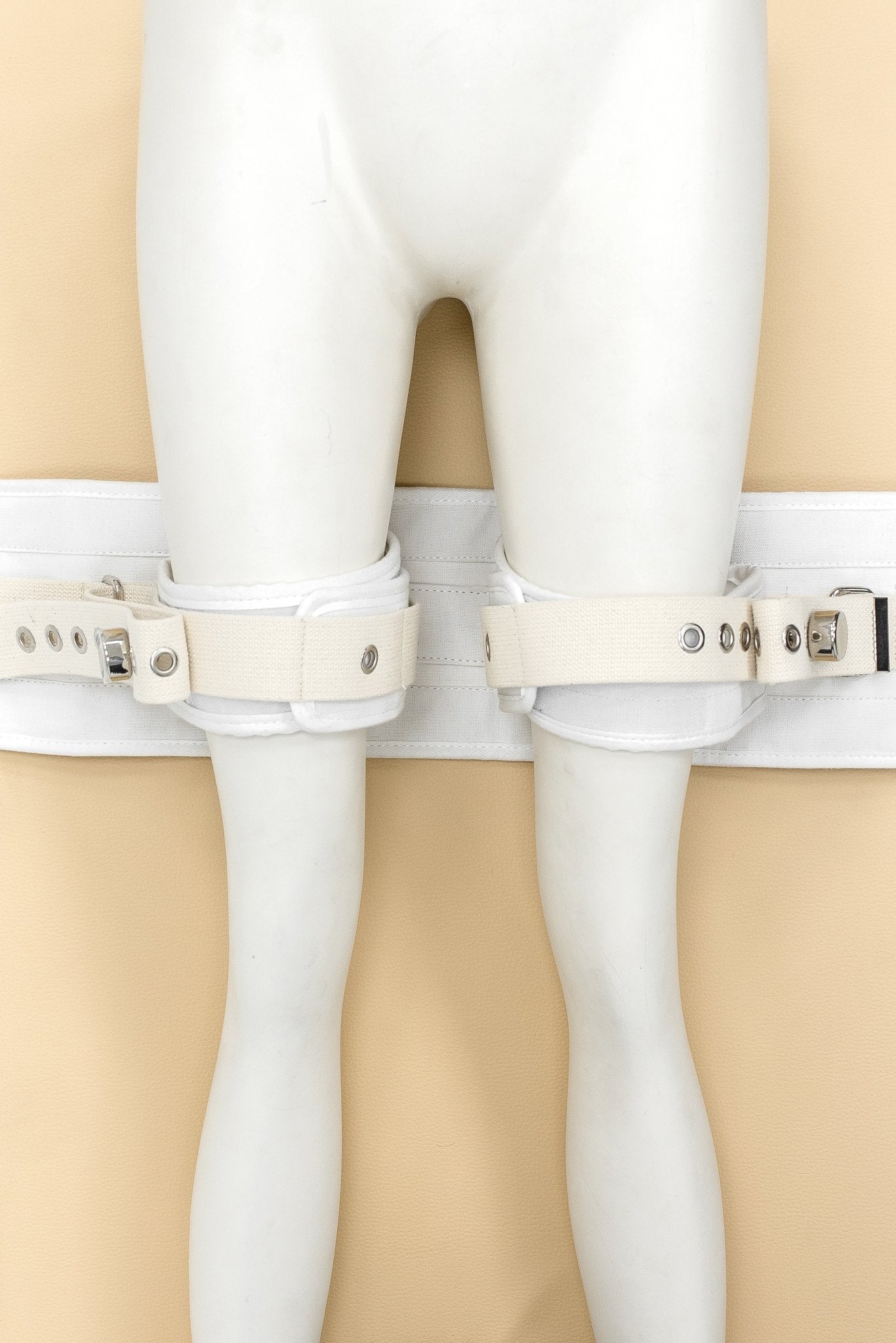 Adult Thigh Restraint System - Elinlatex