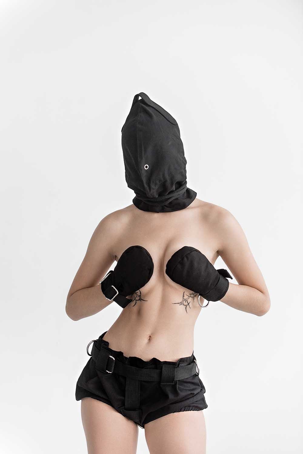 Bondage Hood, blindfold hood with holes for breathing. Black - Elinlatex