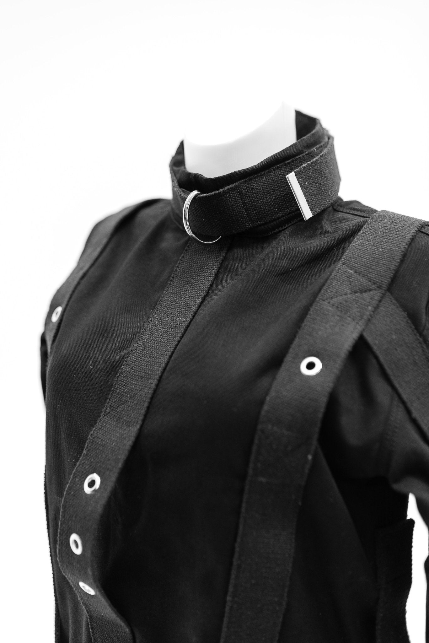 Cotton Straitjacket with Segufix Style Locks & Key. Black - Elinlatex
