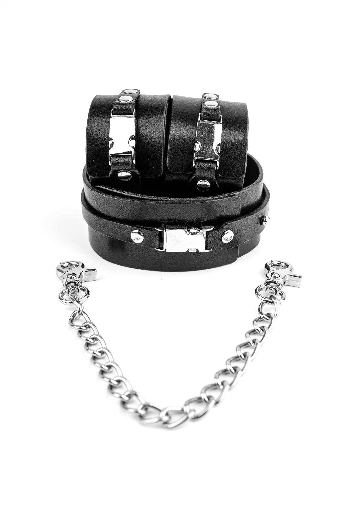 “Fast X me up” Cuffs and Collar Set with chain connector - Elinlatex