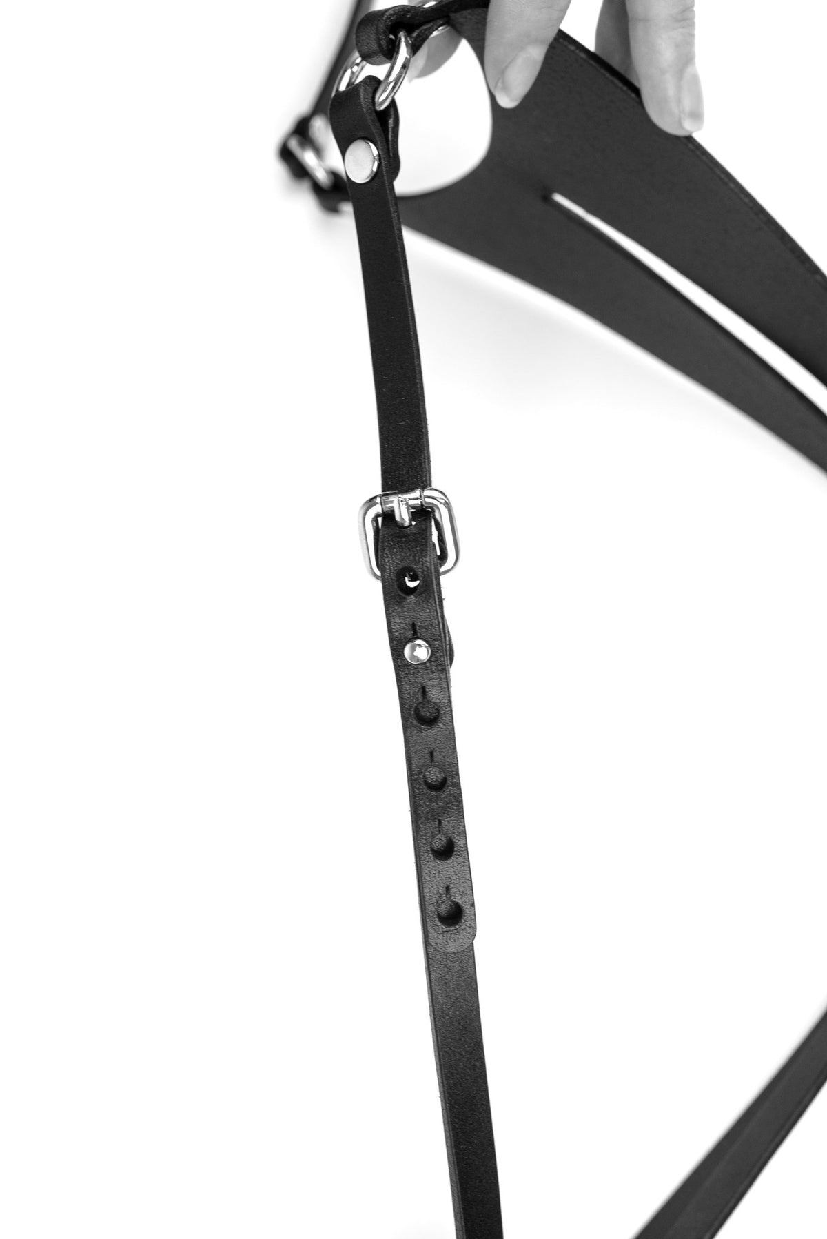 Infinity Open-crotch Leather Panties. Black - Elin Latex