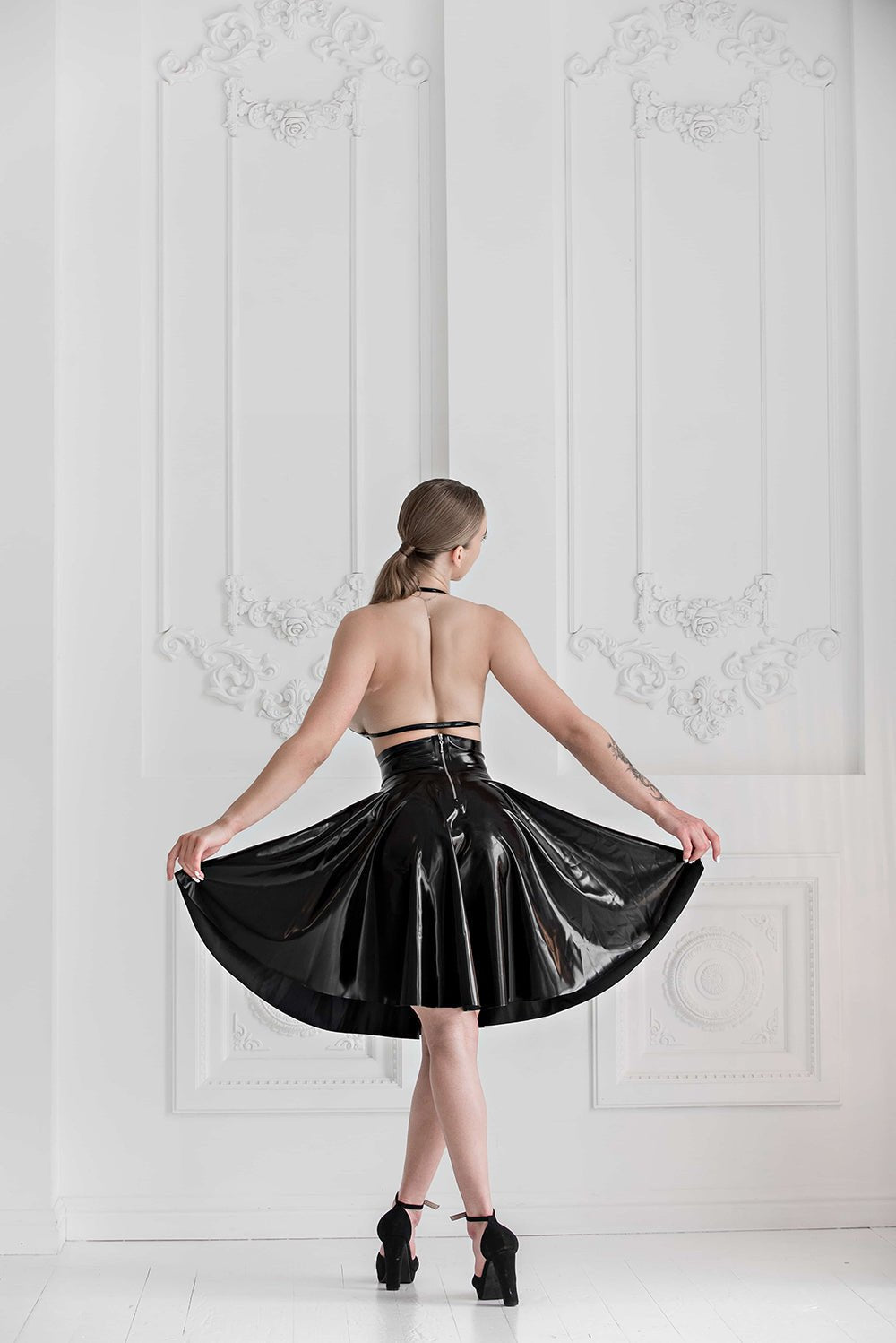 Latex high-waisted skirt with metal rivets - Elinlatex