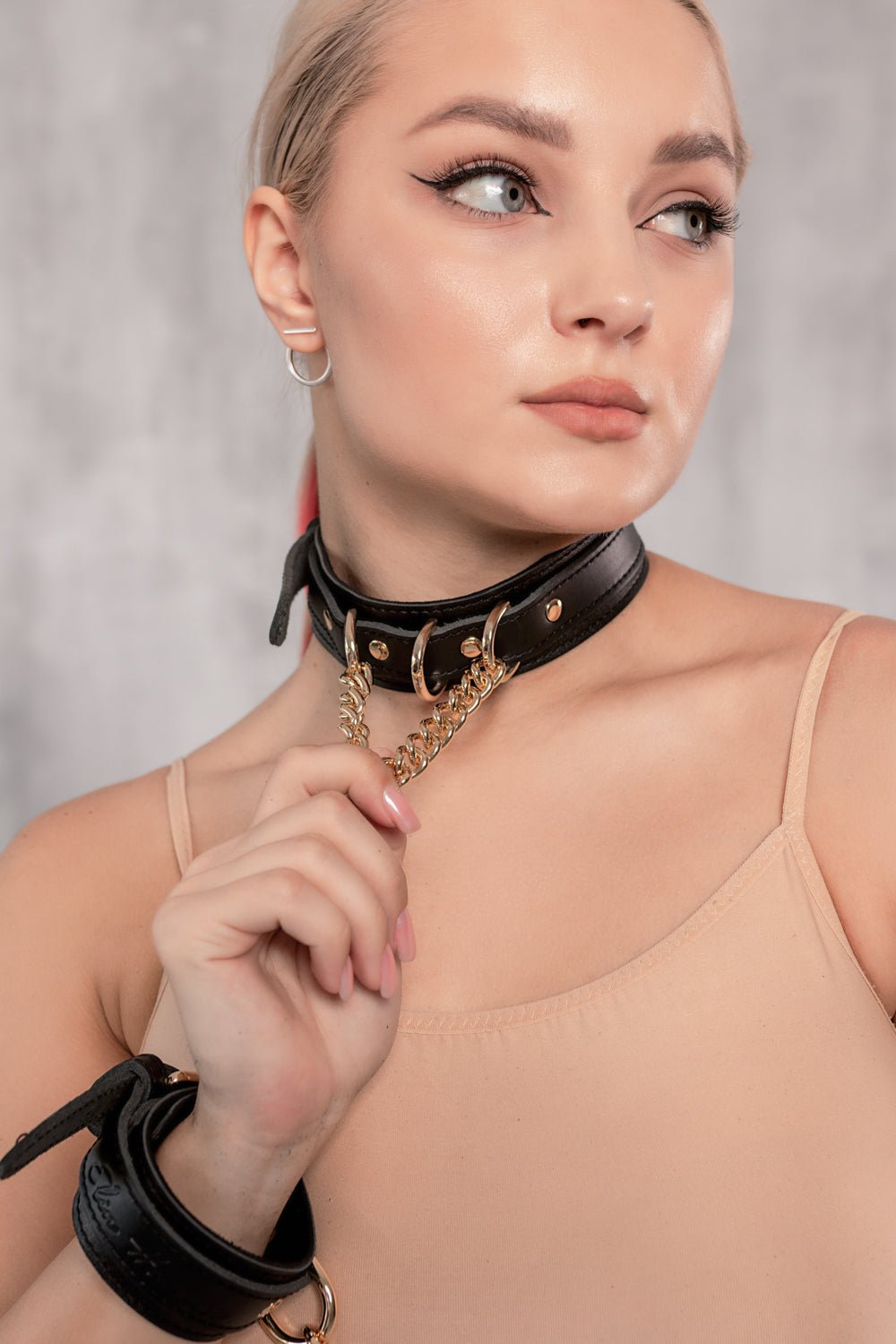 Leather Collar with D-rings and Chain - Elinlatex