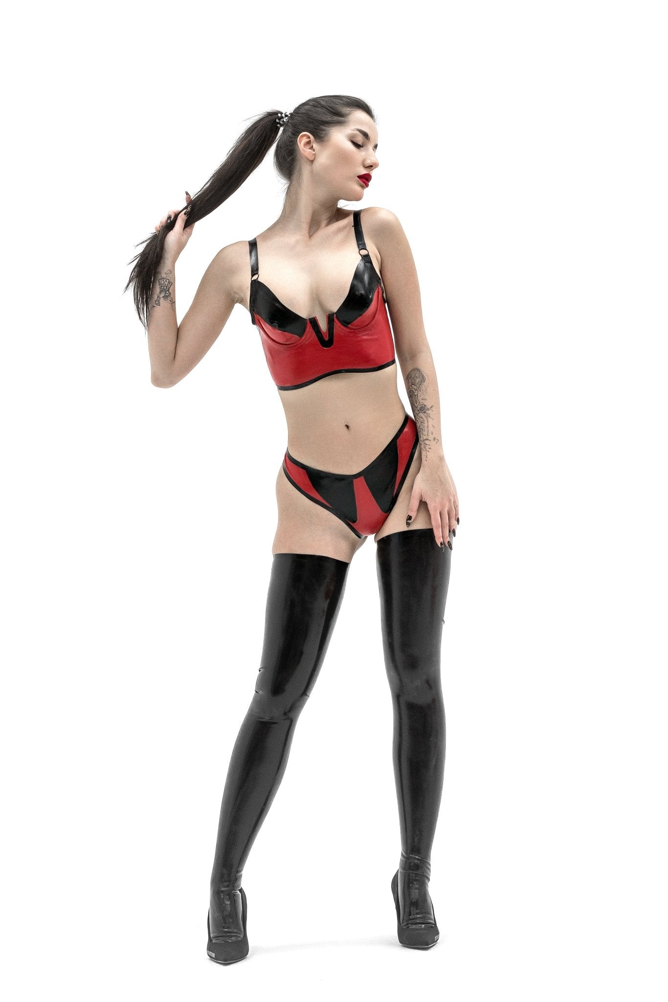 [Limited Collection] BOHEMIA Latex Lingerie Set - Bra And Thong. Red & Black - Elinlatex