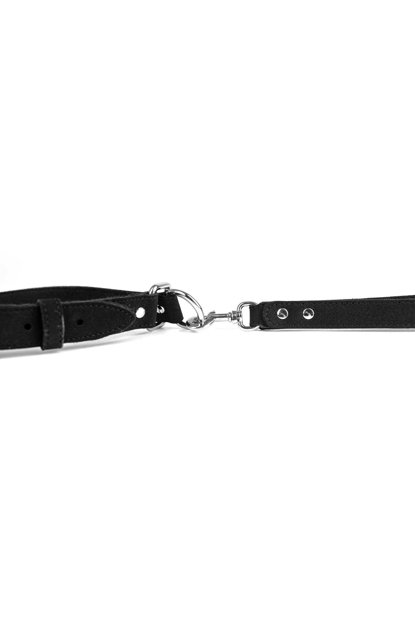 Self - tightening faux leather choke collar - Elinlatex