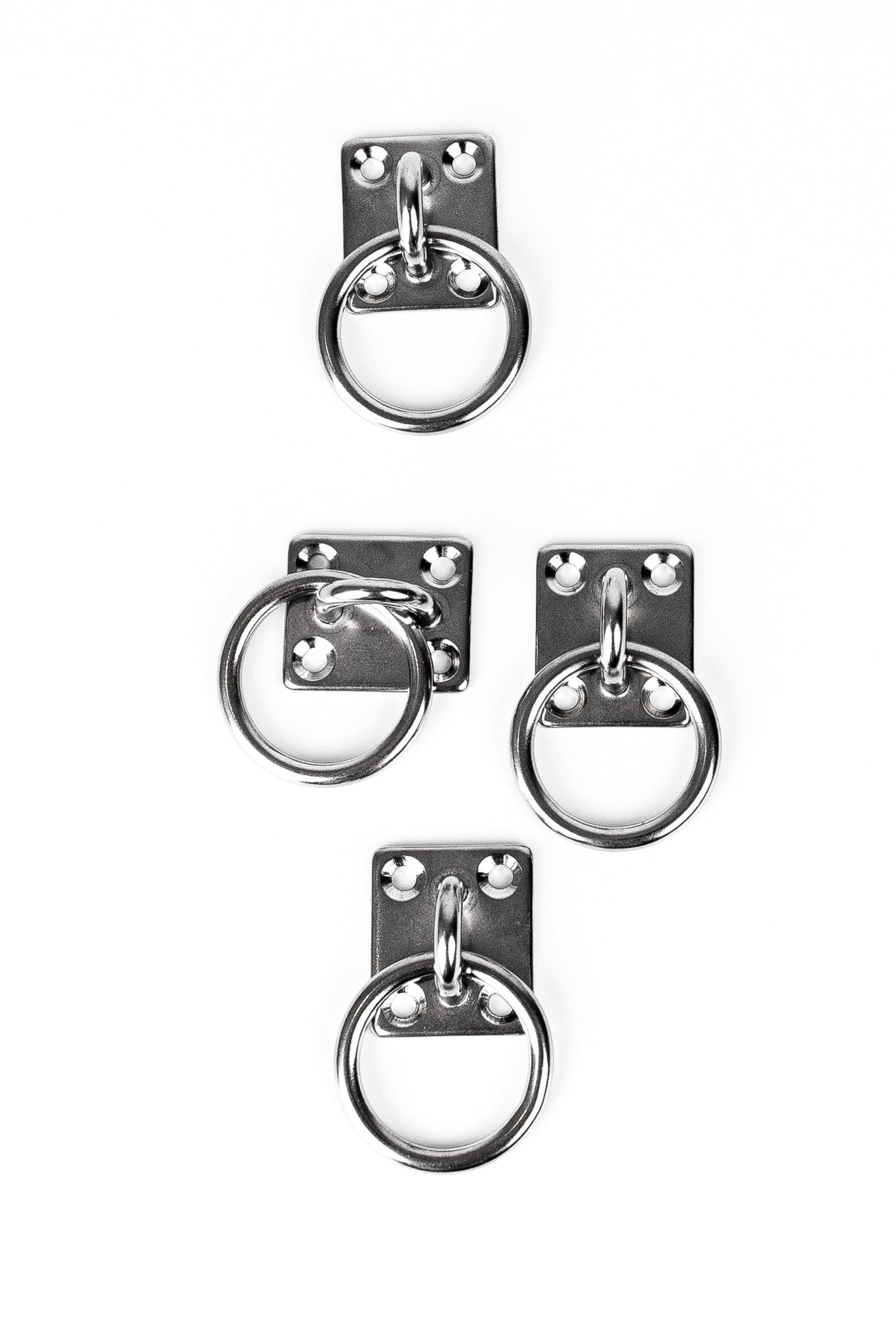 Set of 4 Hitching Rings with Plate - Elinlatex